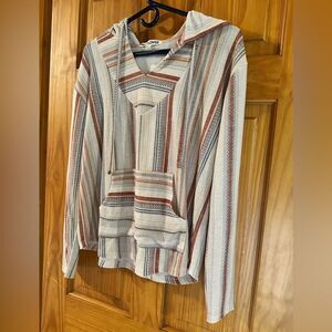 Wallflower Lightweight Poncho Knit Pullover